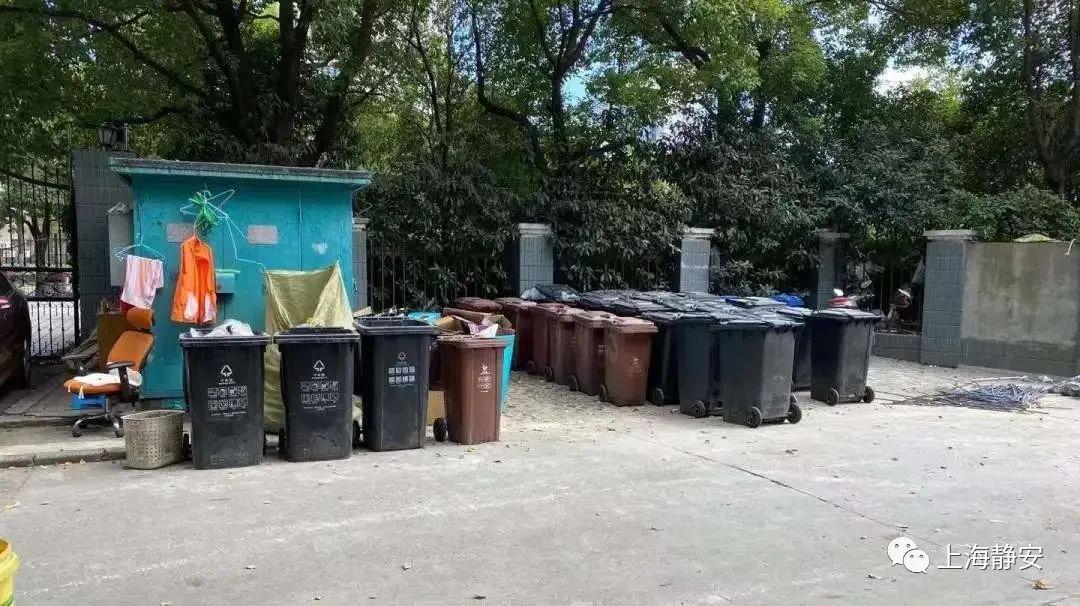 建筑垃圾扔在生活垃圾箱可以吗（箱式垃圾房）多用途垃圾箱房启用！居民：我们扔垃圾扔得更舒服了，(图2)