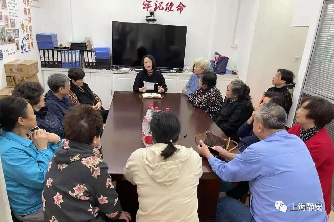 建筑垃圾扔在生活垃圾箱可以吗（箱式垃圾房）多用途垃圾箱房启用！居民：我们扔垃圾扔得更舒服了，(图3)
